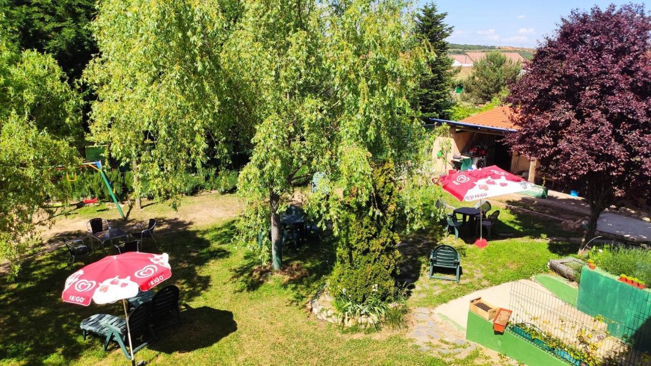 Albergue De Peregrinos Casa Flor Murias de Rechivaldo 外观 照片
